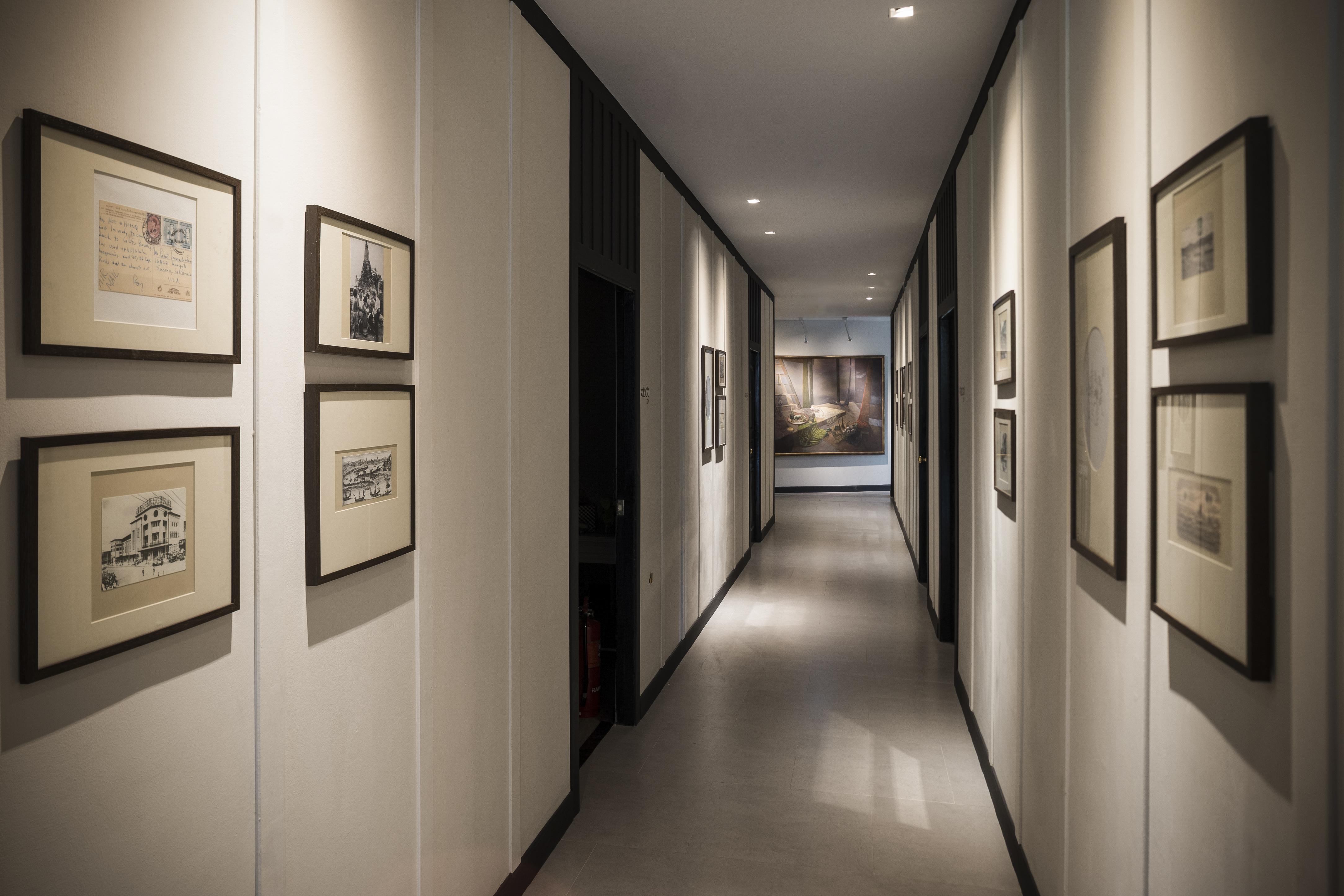The Raweekanlaya Бангкок Екстер'єр фото Corridor of the hotel