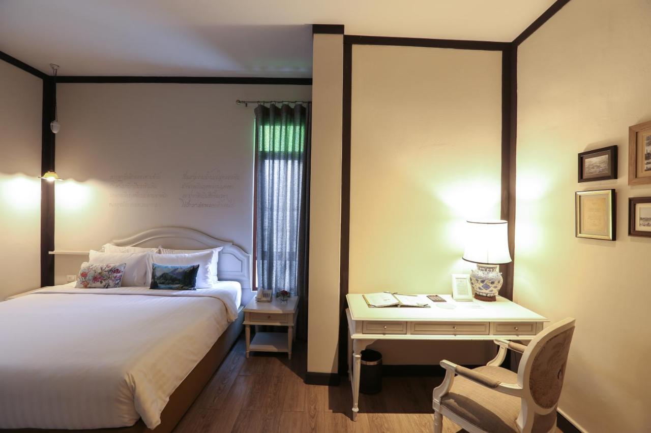 The Raweekanlaya Бангкок Екстер'єр фото A room at the hotel